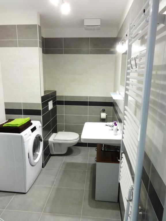 Apartments 4U Center + Free Parking Olomouc Extérieur photo